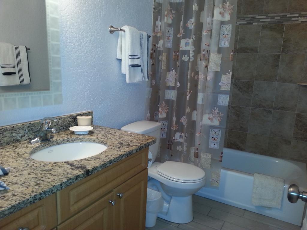 1+1 Large Condo Sarasota Bagian luar foto
